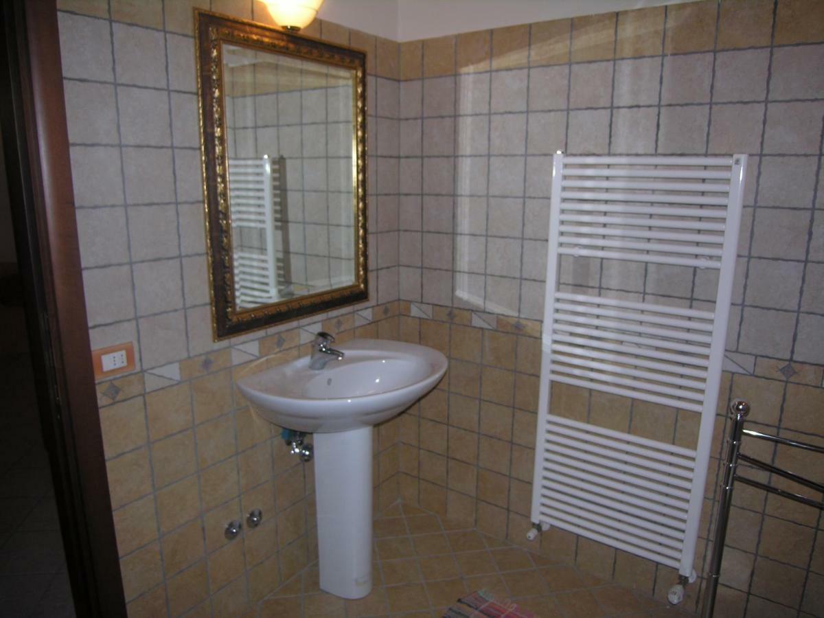 Residence Baia Vallugola Castel di Mezzo Ngoại thất bức ảnh